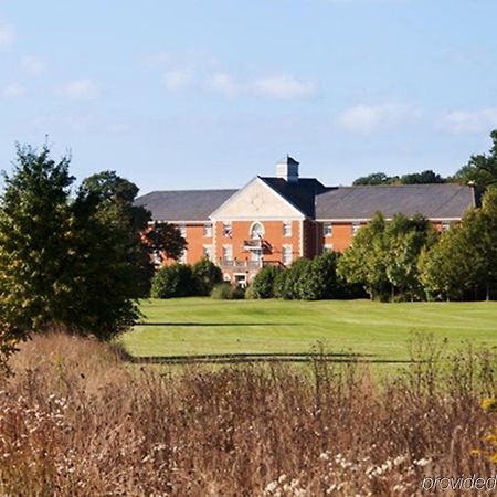 วิทเทิลเบอรี พาร์ค Hotel Whittlebury ภายนอก รูปภาพ