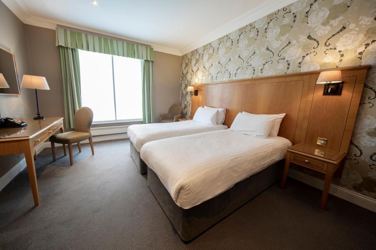 วิทเทิลเบอรี พาร์ค Hotel Whittlebury ภายนอก รูปภาพ