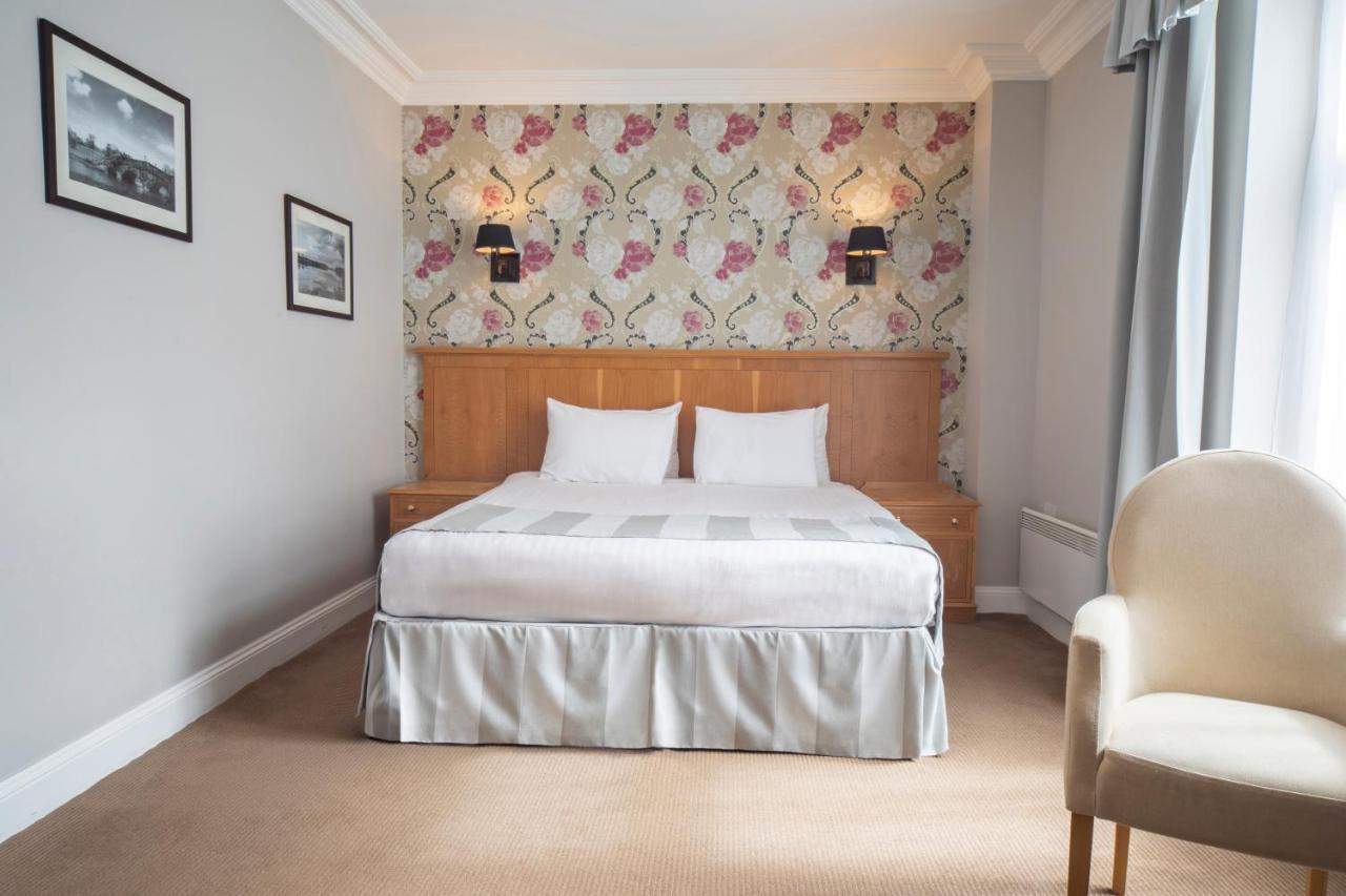 วิทเทิลเบอรี พาร์ค Hotel Whittlebury ภายนอก รูปภาพ