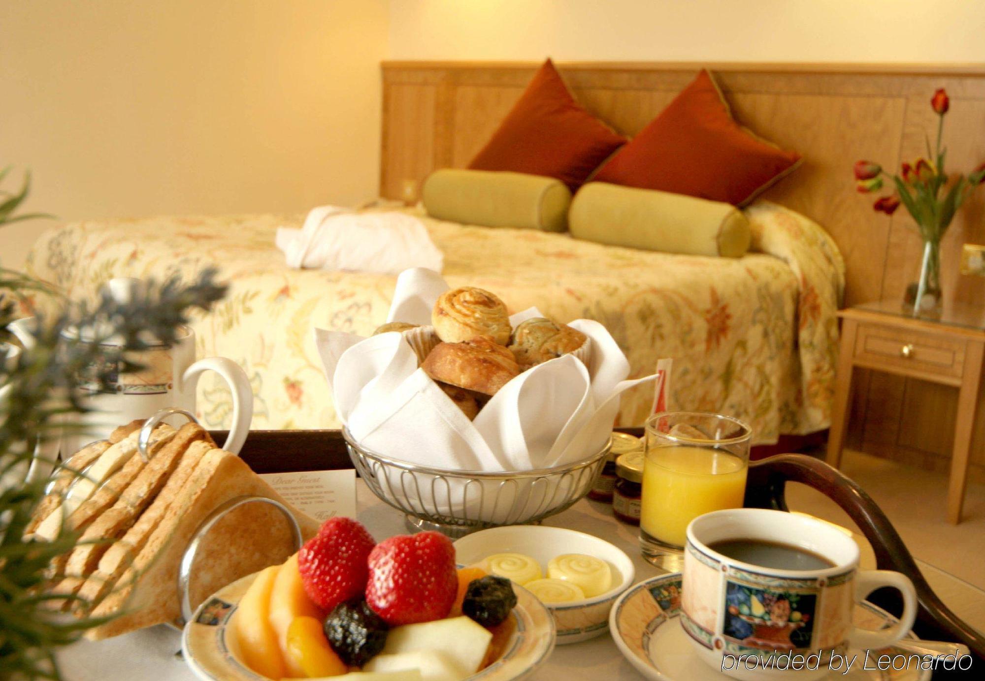 วิทเทิลเบอรี พาร์ค Hotel Whittlebury ภายนอก รูปภาพ