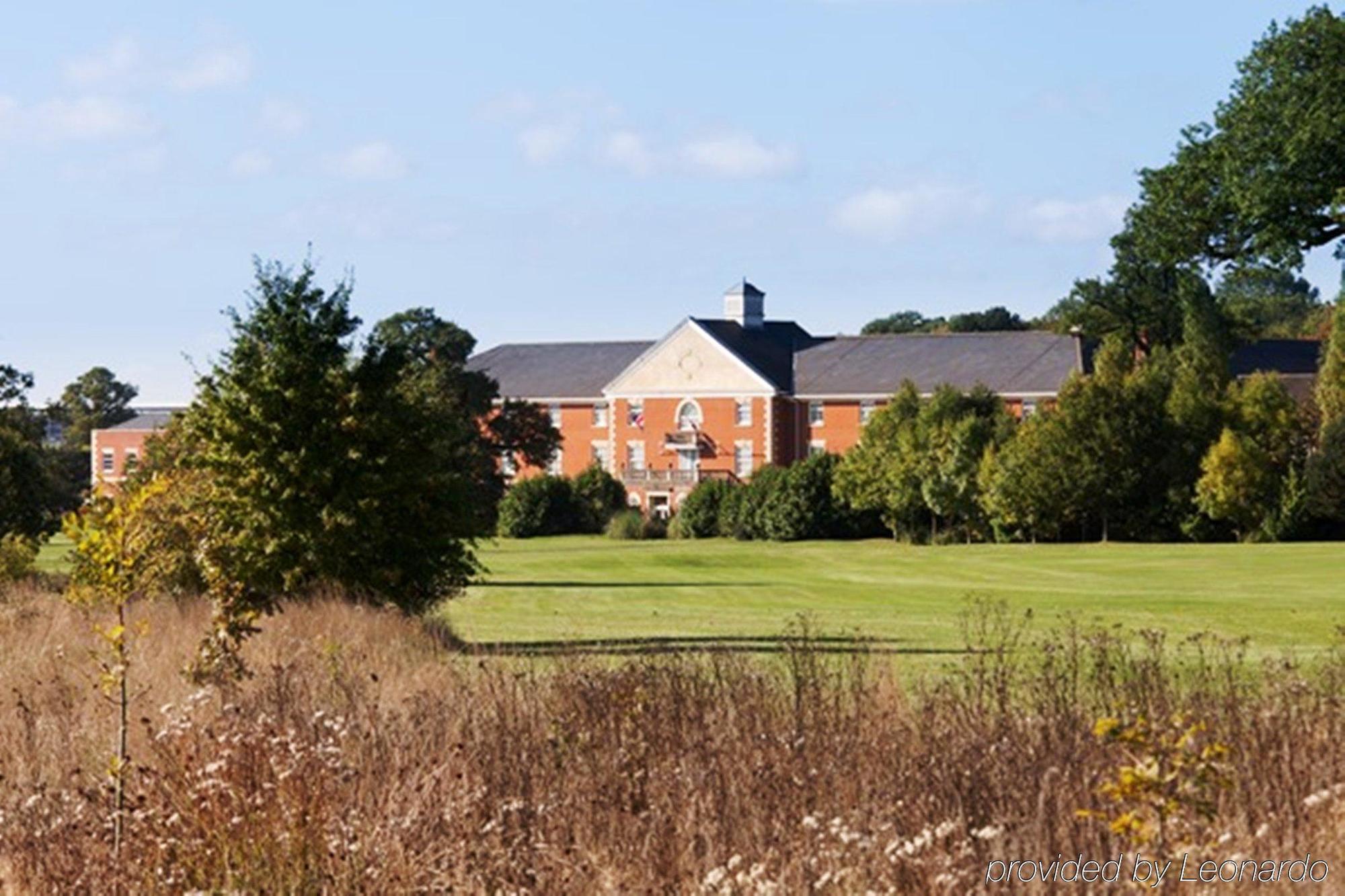 วิทเทิลเบอรี พาร์ค Hotel Whittlebury ภายนอก รูปภาพ