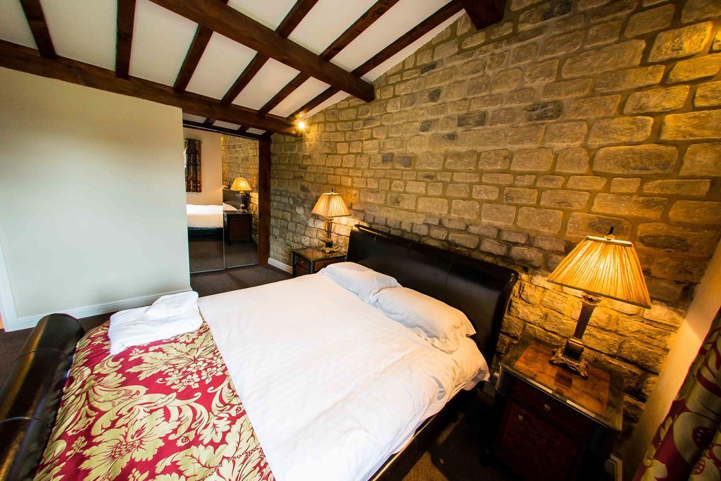 วิทเทิลเบอรี พาร์ค Hotel Whittlebury ภายนอก รูปภาพ