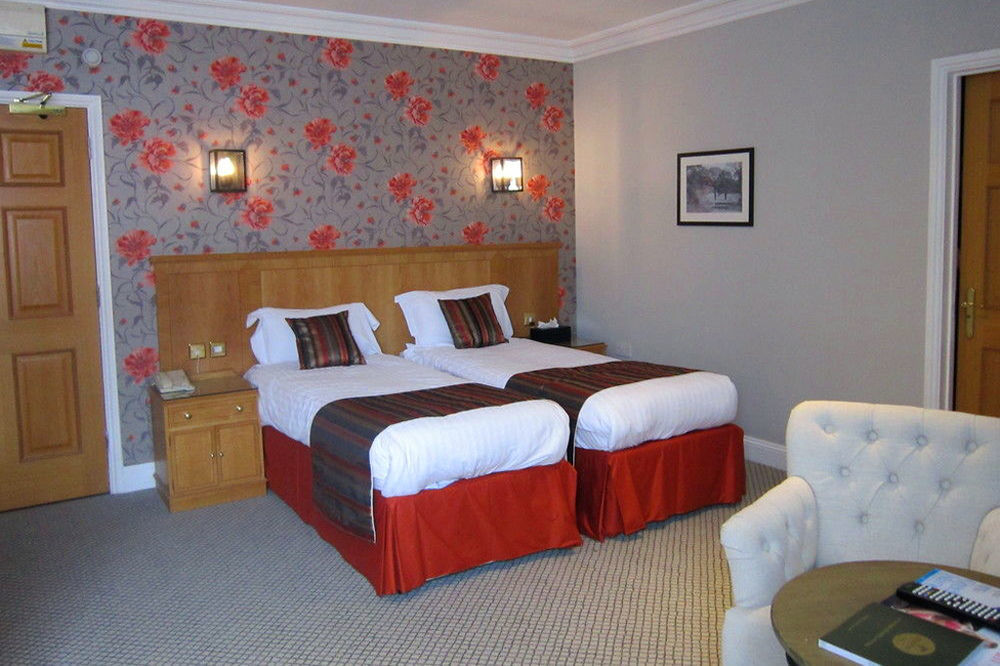 วิทเทิลเบอรี พาร์ค Hotel Whittlebury ภายนอก รูปภาพ