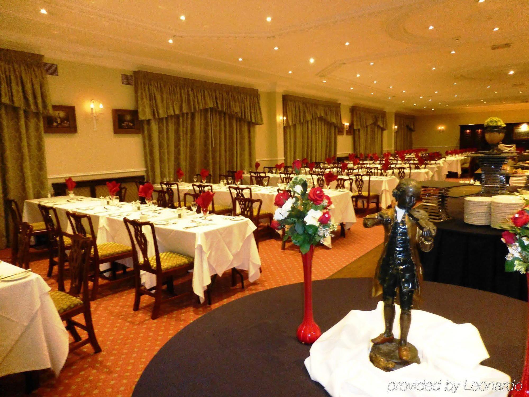 วิทเทิลเบอรี พาร์ค Hotel Whittlebury ภายนอก รูปภาพ