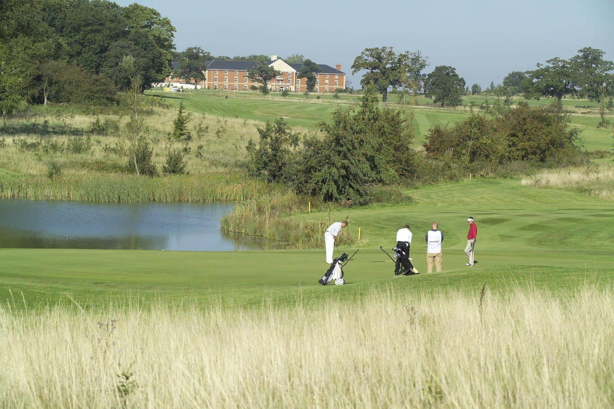 วิทเทิลเบอรี พาร์ค Hotel Whittlebury ภายนอก รูปภาพ